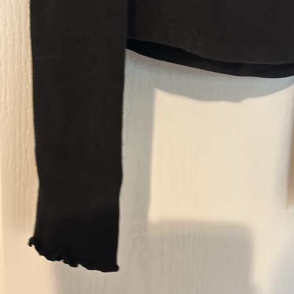 Girls vans long sleeve shirt with graphic butterfly/vans emblem size small EUC - Picture 4 of 5